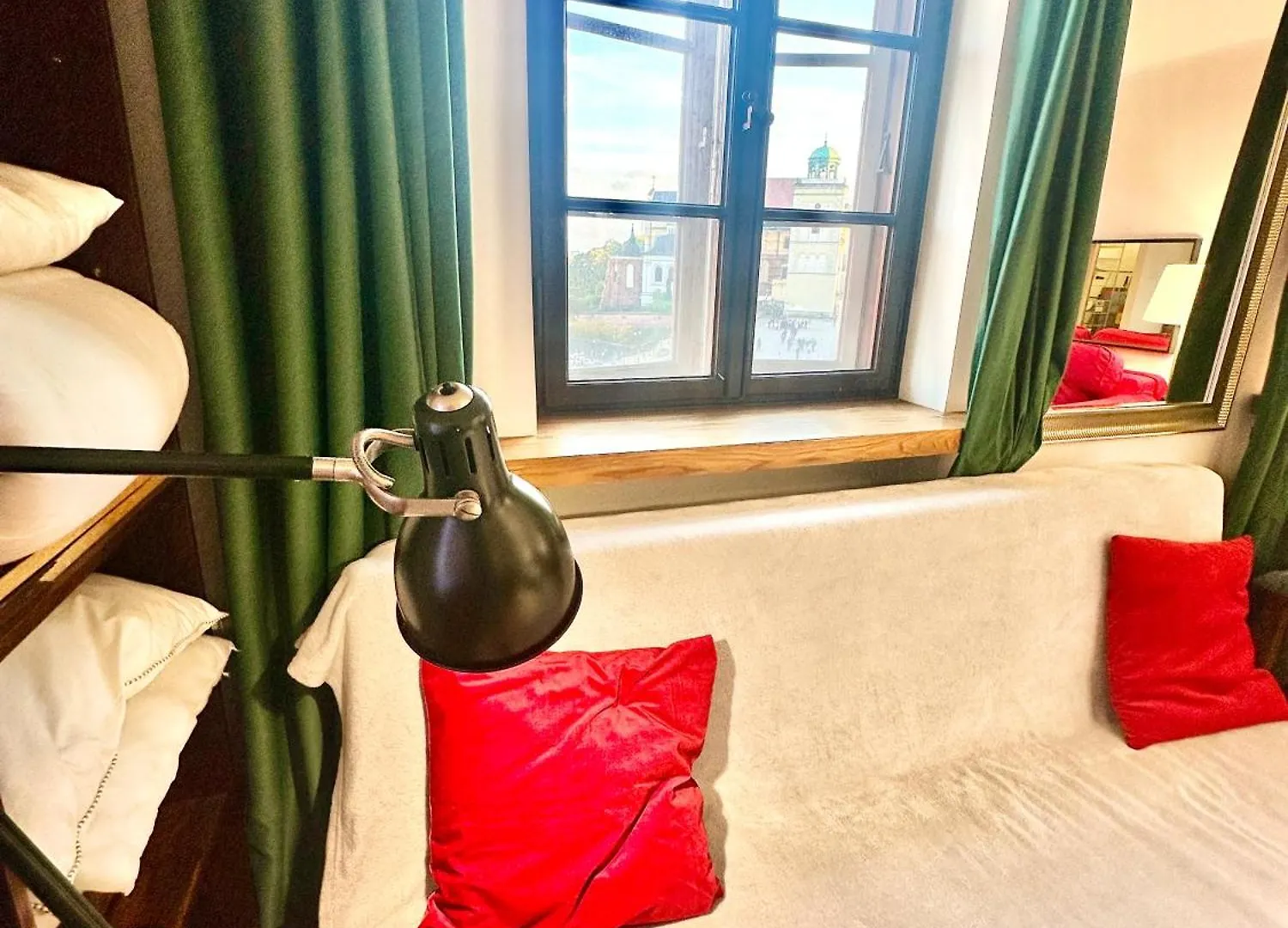 Old Town Best View Wifi 300 Mb/S Huge Screen Netflix Appletv Amazontv Warszawa Apartament