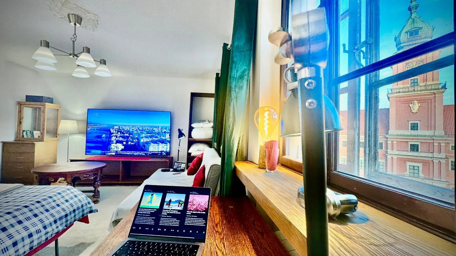 Old Town Best View Wifi 300 Mb/S Huge Screen Netflix Appletv Amazontv Warszawa Polen